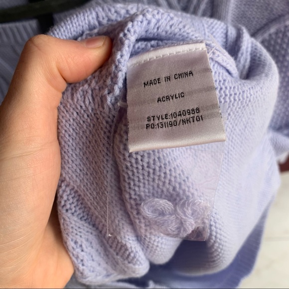 Table eight lilac sweater, new w tags, small - Picture 7 of 7